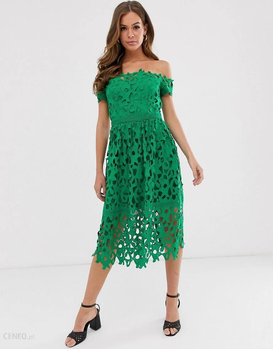 Chi Chi London – Zielona sukienka z koronki o długości midi z dekoltem  bardot-Zielony - Ceny i opinie 