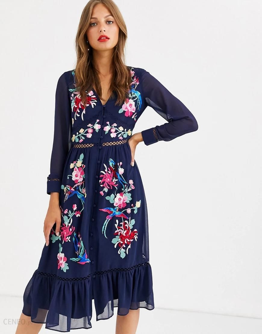 ASOS DESIGN – Granatowa sukienka midi z koła z haftowanym wzorem,  koronkowymi wstawkami i dołem wykończonym falbanką-Granatowy - Ceny i  opinie 