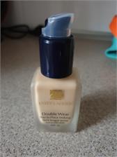 Estee Lauder Double Wear Pompka do Podkładu