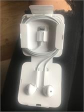 Apple EarPods Lightning Biały (MMTN2ZMA)