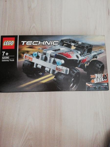 Lego Technic Monster Truck Złoczyńców 42090