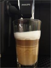 Ekspres PHILIPS 2200 LatteGo EP2230/10 czarny