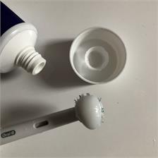 Blend-a-med 3D White with Pearl Royal Spa 75ml