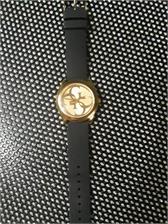 Guess W0911L3