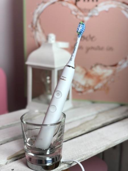 philips sonicare diamondclean smart hx9901