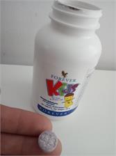Forever Living Products Forever Kids tabletki witaminowe do ssania z dodatkiem sproszkowanych owoców i warzyw 120 tabl
