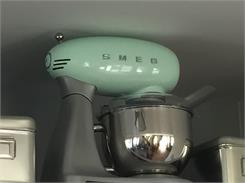 SMEG SMF01BLEU Czarny