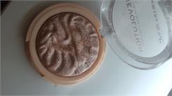 Makeup Revolution Rozświetlacz Re-loaded Highlighter Dare to Divulge 10g