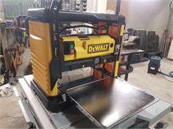 DeWalt DW733