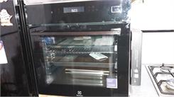 Electrolux SteamBoost 800 EOB8S31Z