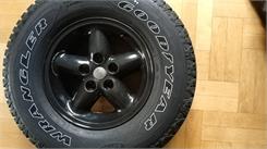 Goodyear Wrangler All-Terrain Adventure 255/70R15C 112/110T