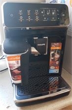 Ekspres PHILIPS 3200 LatteGo Premium EP3241/50 czarny