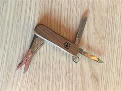Victorinox Classic Sd Wood 0.6221.63