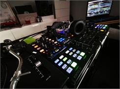 Native Instruments Traktor Kontrol X1 MK2