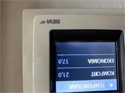 DEVI Elektroniczny termostat dotykowy DEVIreg Touch śnieżnobiały (140F1071)