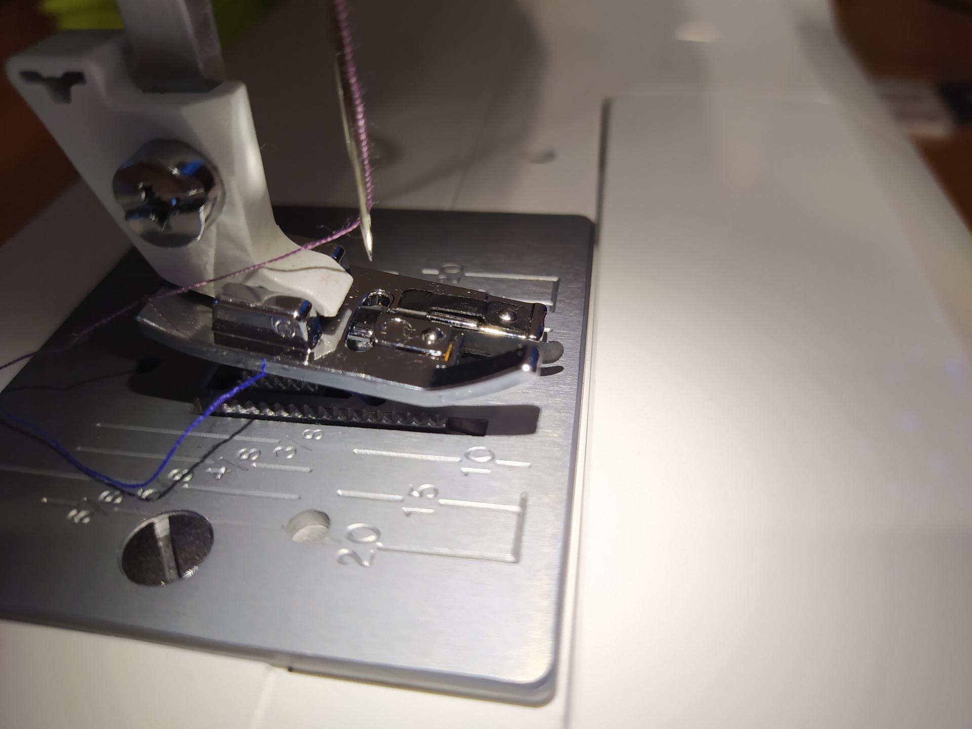 Maszyna do szycia Janome JUNO E1015 Opinie i ceny na Ceneo.pl