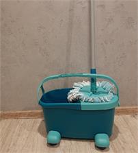 Leifheit Clean Twist Ergo Okrągły Mop Obrotowy Z Wiadrem  Na Kółkach (52102)