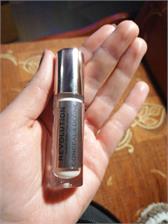 MAKEUP REVOLUTION CONCEAL & DEFINE CONCEALER Korektor w płynie C2