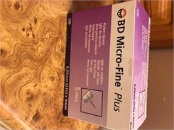 BECTON DICKINSON BD MICRO-FINE PLUS igły do wstrzykiwaczy-penów 0,30mmx8mm 100 sztuk (żółte)
