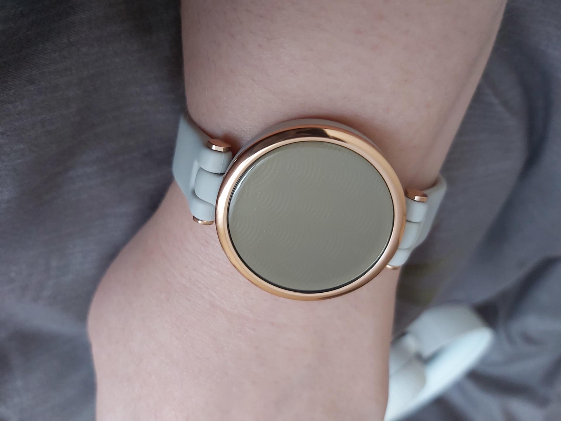 garmin lily sport cena