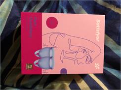 Satisfyer Feel Confident zestaw kubeczków menstruacyjnych niebieski - 15, 20 ml