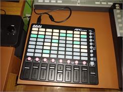 Akai APC Mini