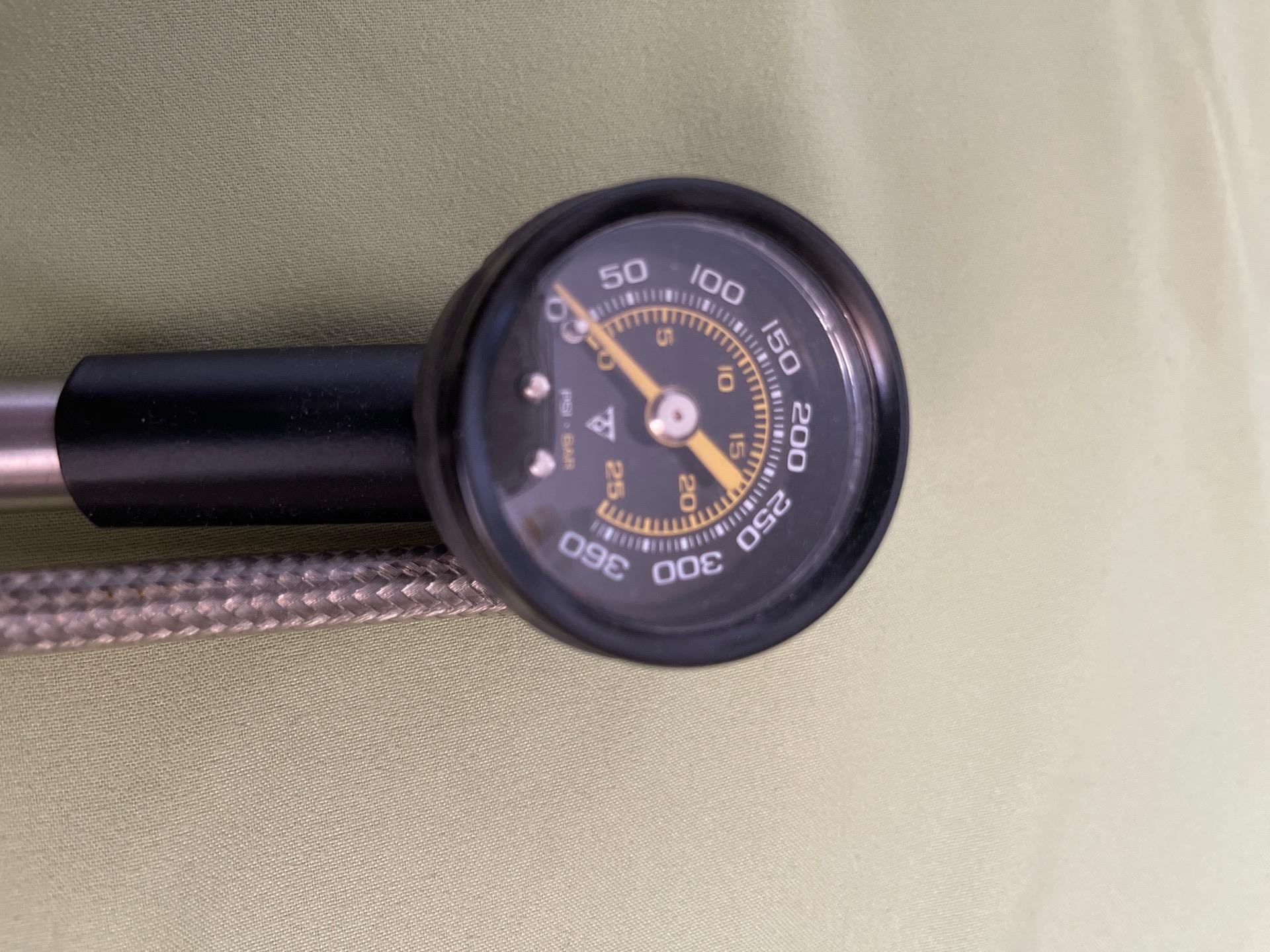 Topeak Pompa per sospensioni Pocketshock dxg 360psi 2025 | TOPEAK | Cingolani