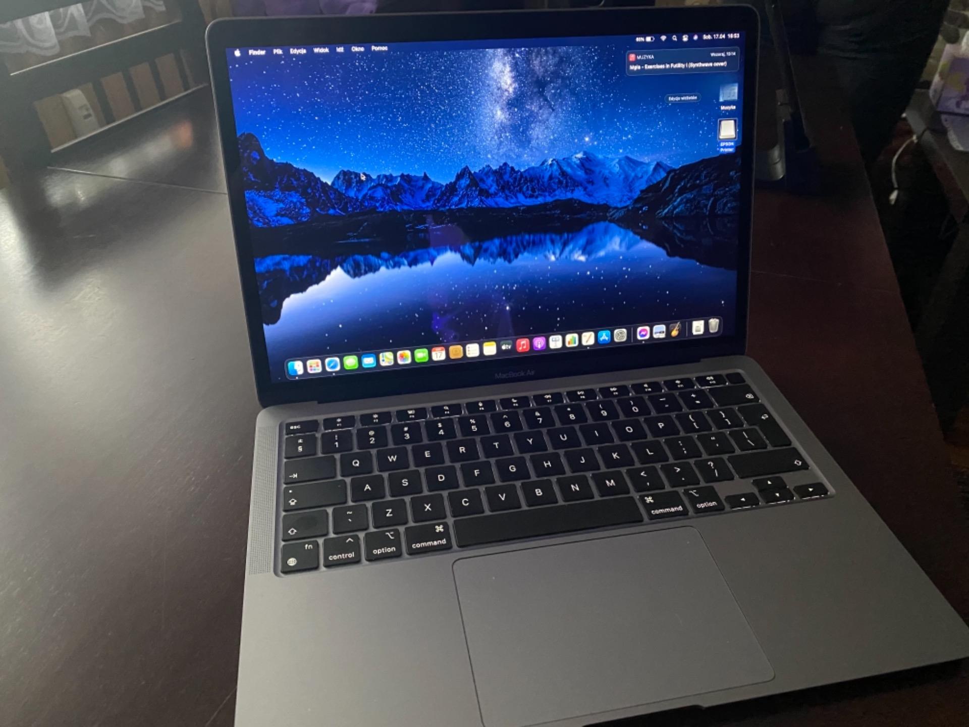 Laptop Apple MacBook Air 13,3/M1/8GB/256GB/macOS (MGN63ZEA