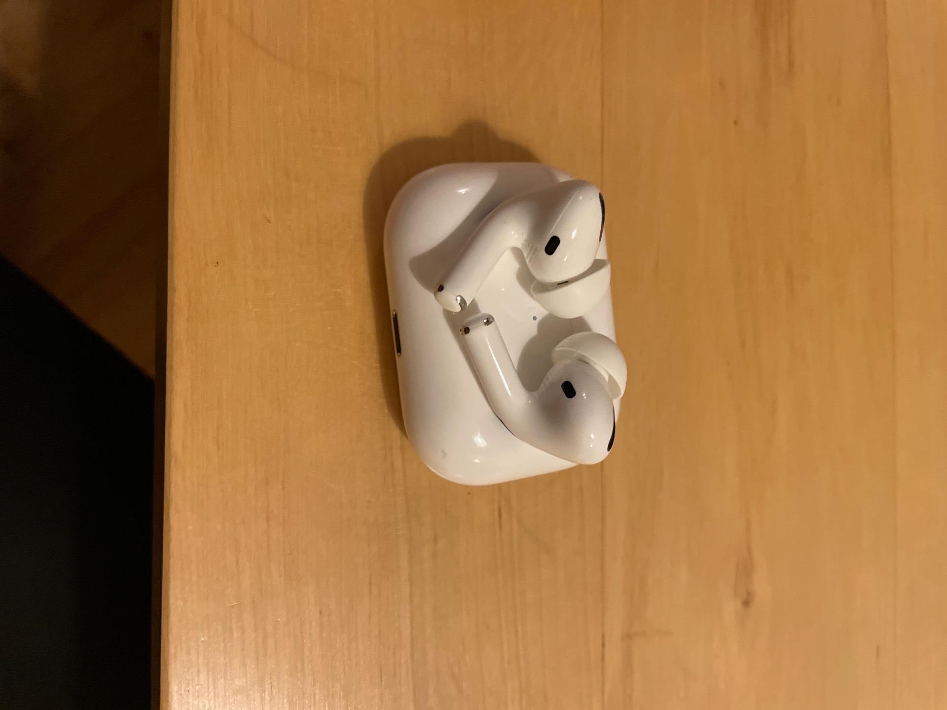 Słuchawki Apple AirPods Pro biały (MWP22ZM/A) - Opinie i ceny na