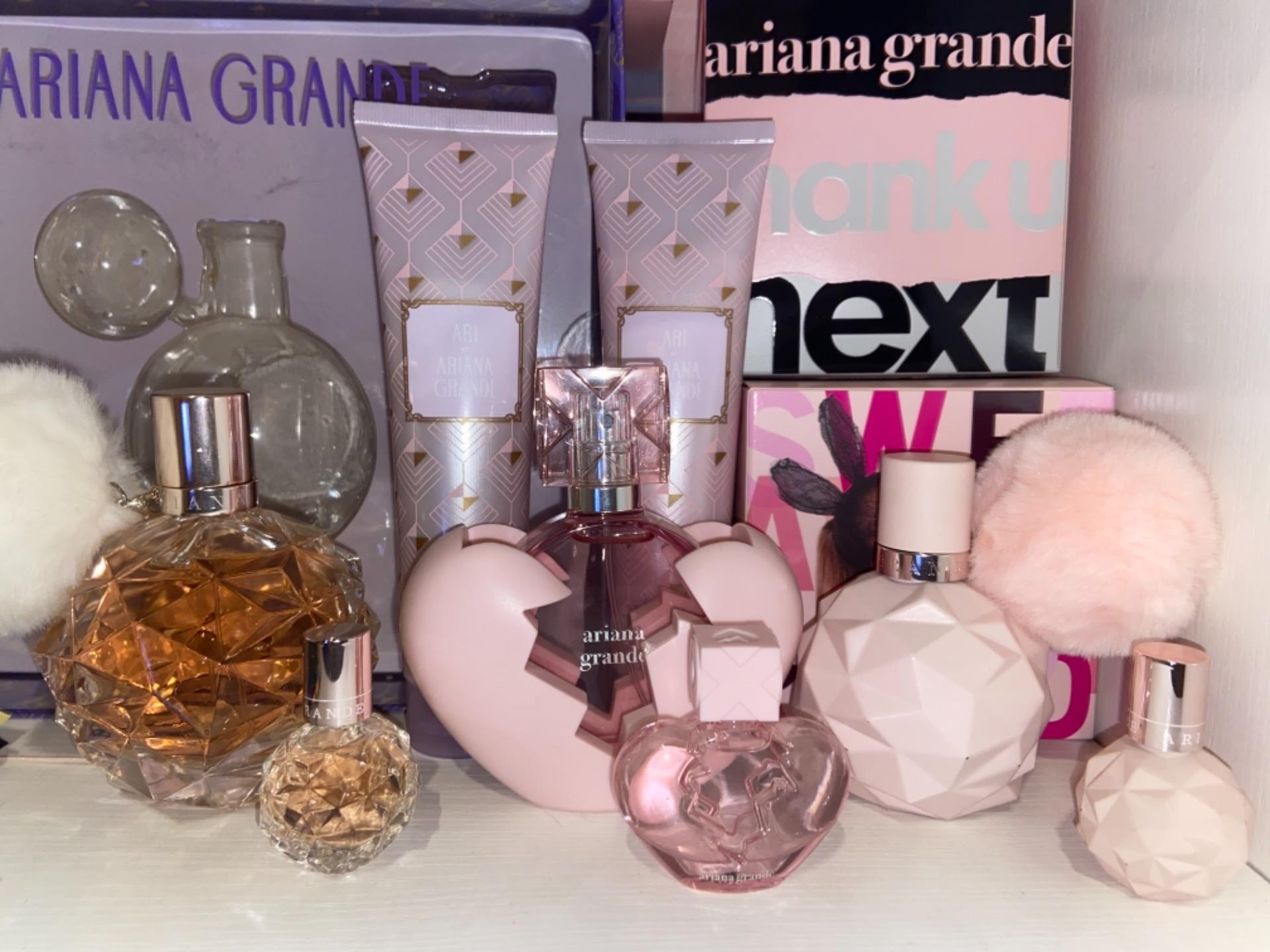 Ariana Grande Thank U Next Zestaw Woda Perfumowana 7 5ml Woda Perfumowana Sweet Like Candy 7 5ml Woda Perfumowana Ari 7 5ml Ceneo Pl