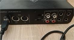 Behringer UMC204HD
