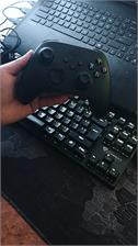 Microsoft Xbox Series Controller + Adapter 1VA00002