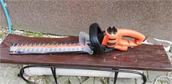 Nożyce elektryczne Black&Decker BEHTS301-QS