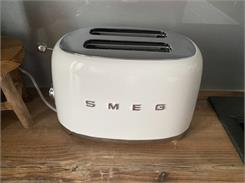 SMEG TSF01WHEU Biały