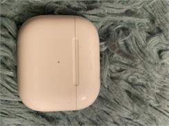 Apple AirPods 3 biały (MME73ZM/A) etui ładujące MagSafe