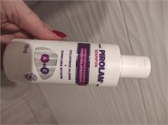 Pirolam Szampon Przeciwłupieżowy z witaminą A + E 150ml
