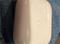 Apple AirPods Pro biały (MLWK3ZM/A) etui ładujące MagSafe