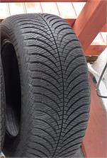 Goodyear Vector 4Seasons Gen-3 SUV 215/65R16 102V XL