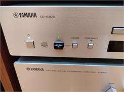 Yamaha CD-S303 Srebrny