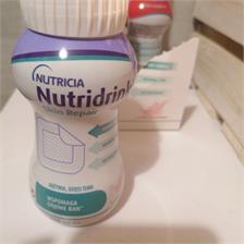 Nutridrink Skin Repair smak truskawkowy 4x200ml