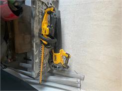 Nożyce akumulatorowe DeWalt DCM563PB-XJ