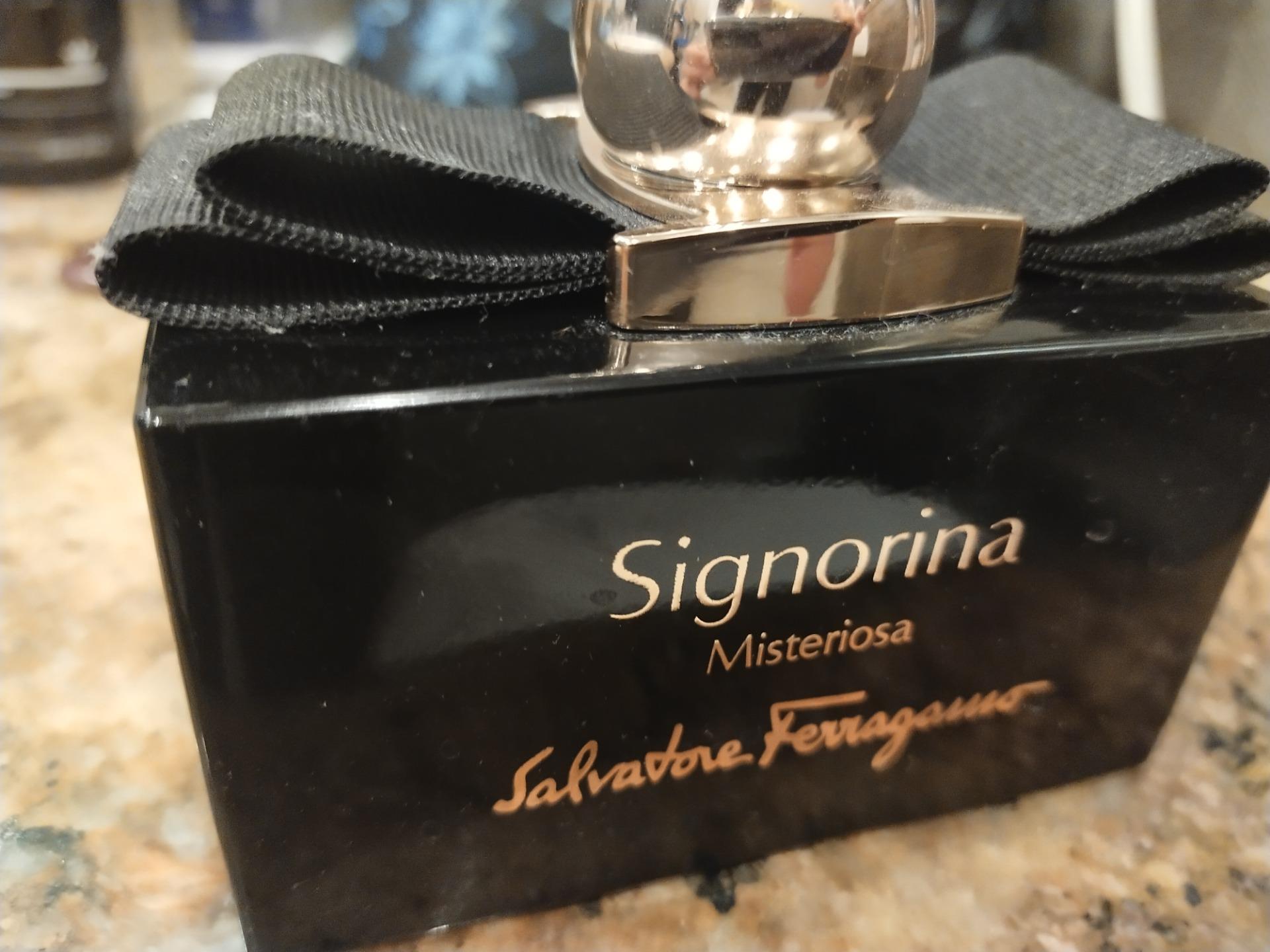 salvatore ferragamo signorina misteriosa opinie