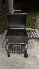 Grill węglowy Activa Angular