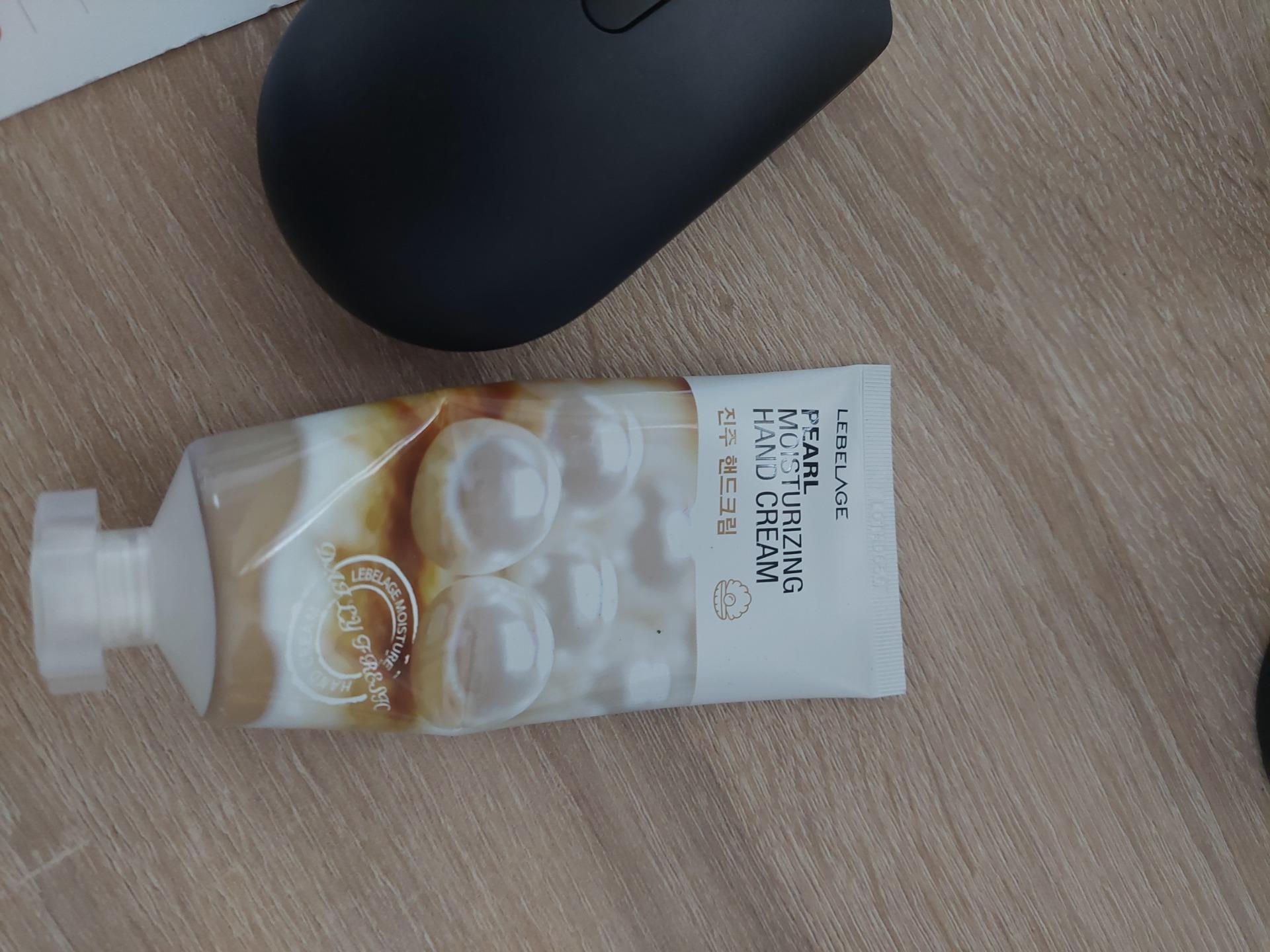 Kosmetyk do rąk Lebelage Rozjaśniający Krem Do Rąk Pearl Moisturizing