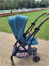 Maxi-Cosi Leona Essential Black Spacerowy