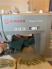 Singer 6805C Heavy Duty
