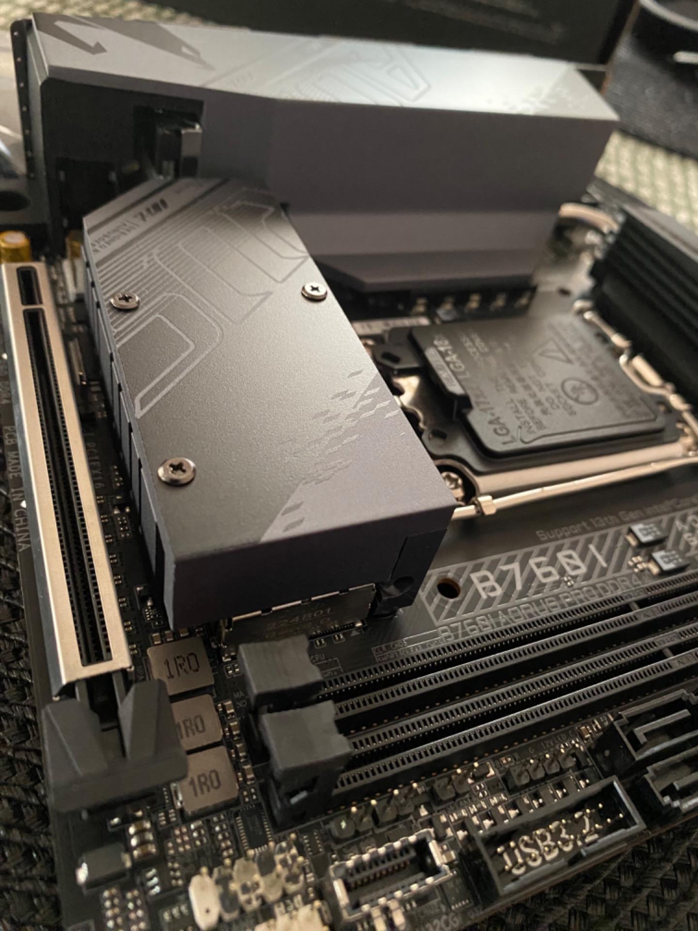 Płyta główna PC GIGABYTE B760I AORUS PRO DDR4 - Opinie i ceny na Ceneo.pl