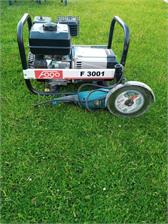 Makita GA9020R