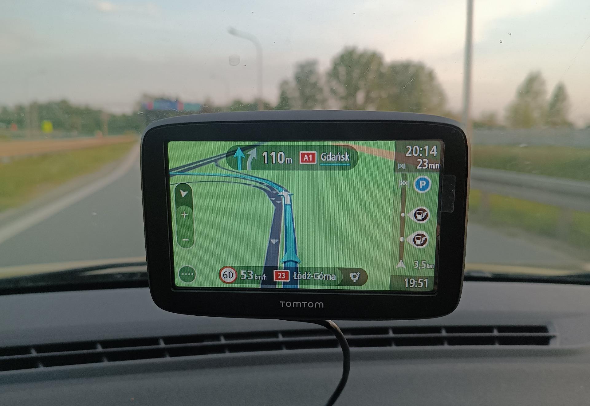 Nawigacja samochodowa TomTom GO Classic 5 (1BA500220) Opinie i ceny na Ceneo.pl