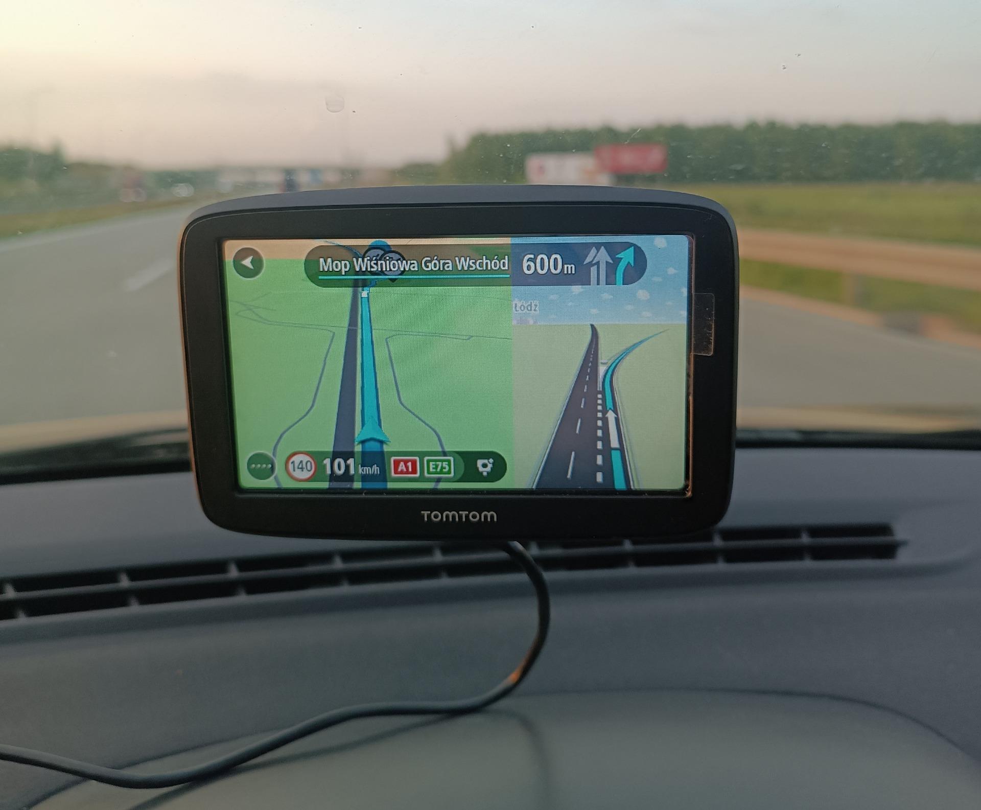 Nawigacja samochodowa TomTom GO Classic 5 (1BA500220) Opinie i ceny